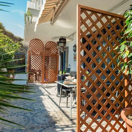 نابولي Santa Clara Suite المظهر الخارجي الصورة